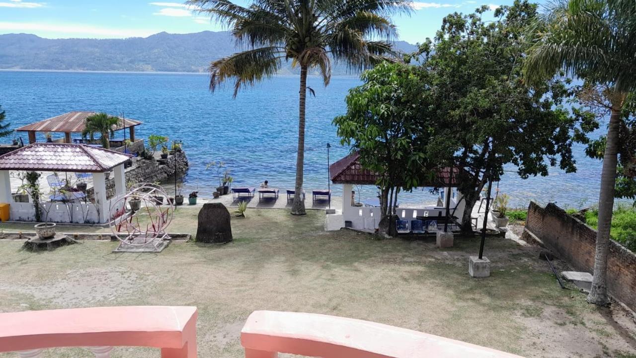 Hotel Barbara トゥクトゥク エクステリア 写真